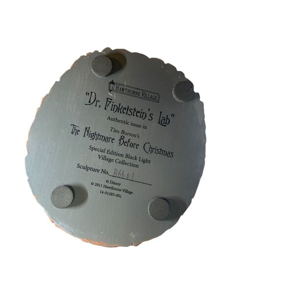 Nightmare Before Christmas Dr Finkelsteins Lab Disney Hawthorne Village - Picture 7 of 7